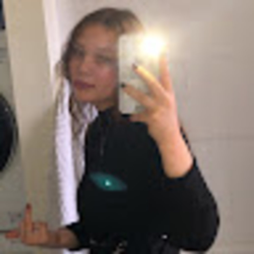 Meet your Posher, Lucy